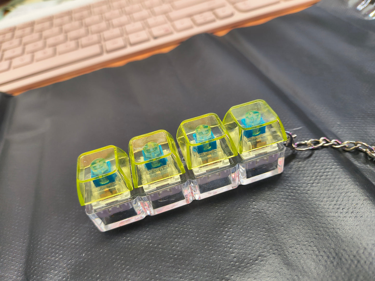Viral Clickers Mechanical Keychain