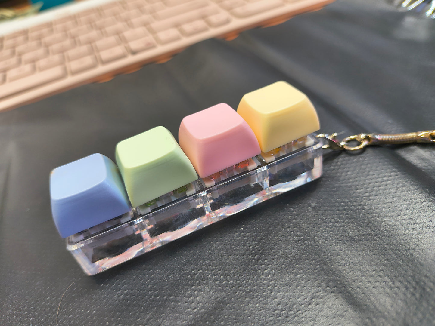 Viral Clickers Mechanical Keychain